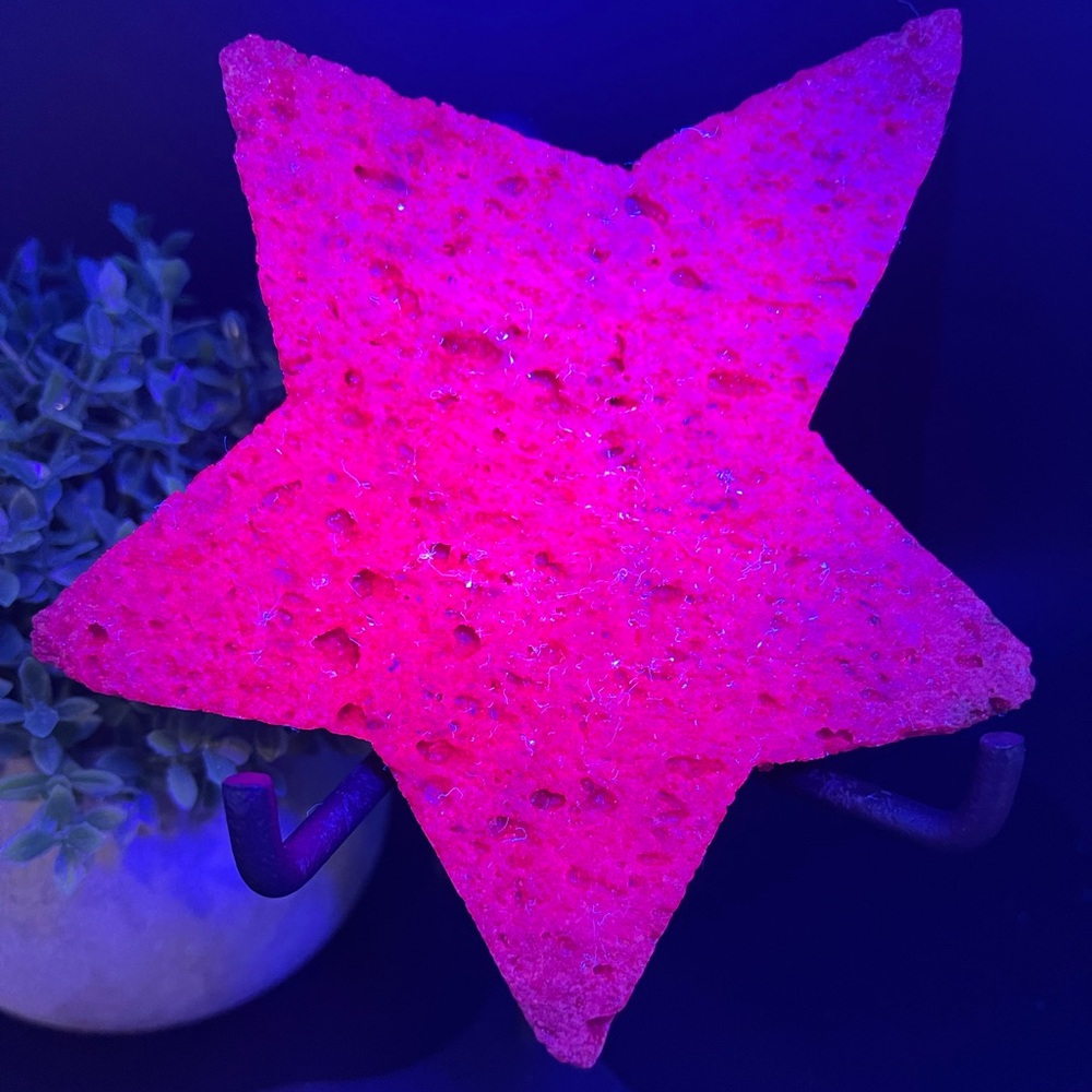 Honeycomb Ruby Star Carving UV Crystal Reiki